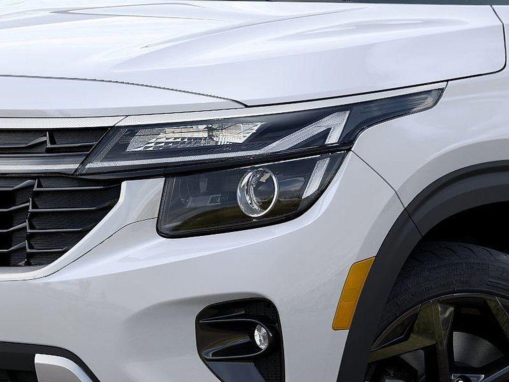 new 2026 Kia Seltos car, priced at $31,370