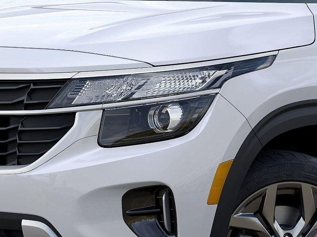 new 2025 Kia Seltos car, priced at $29,805