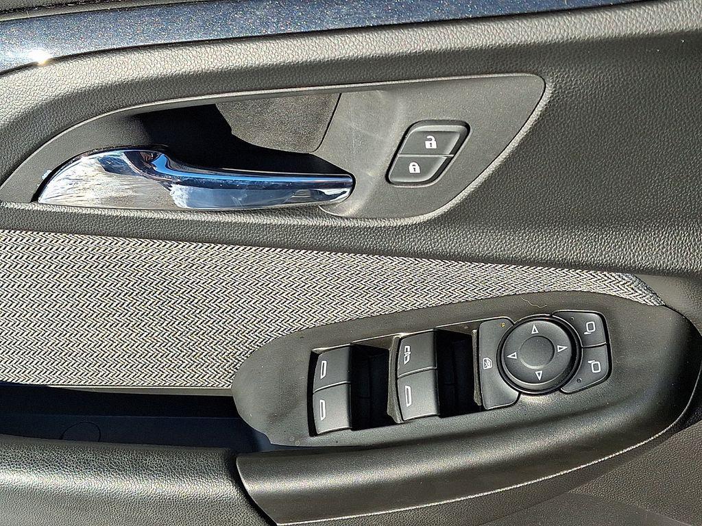 used 2021 Chevrolet TrailBlazer car, priced at $17,488