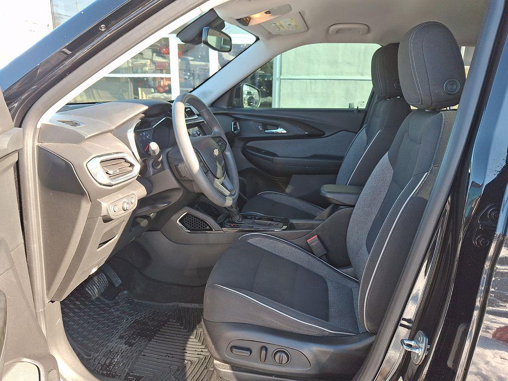used 2021 Chevrolet TrailBlazer car, priced at $17,488