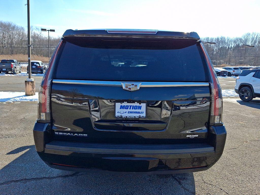 used 2019 Cadillac Escalade ESV car, priced at $29,888