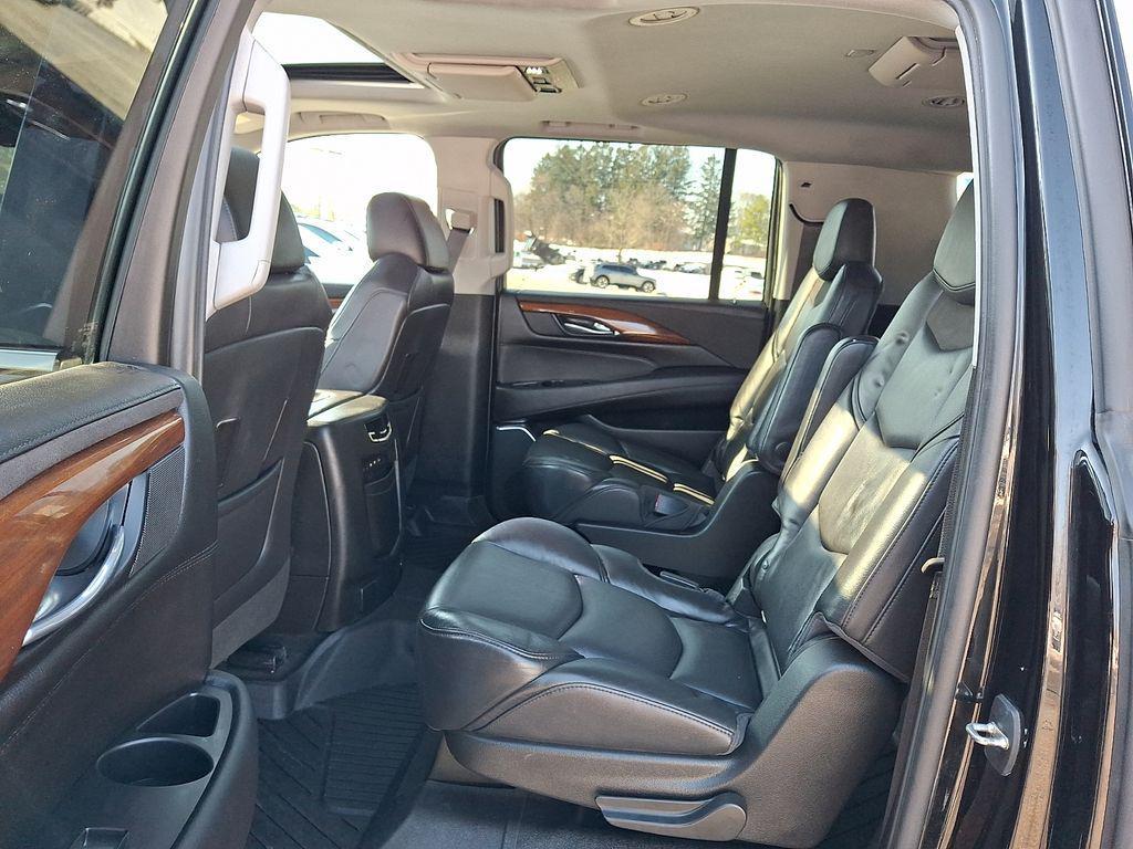 used 2019 Cadillac Escalade ESV car, priced at $29,888