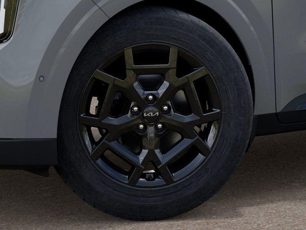 new 2026 Kia Carnival Hybrid car, priced at $55,285