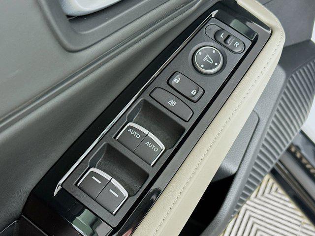 new 2025 Honda Accord Hybrid car, priced at $40,950