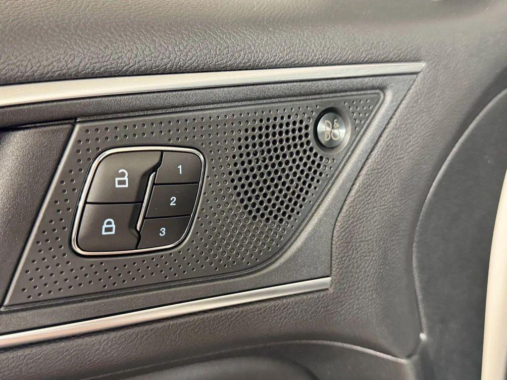 used 2024 Ford Edge car, priced at $34,987