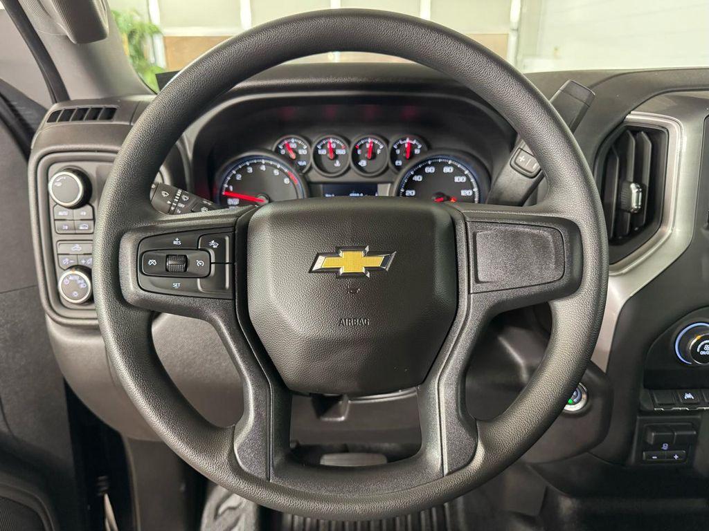 used 2025 Chevrolet Silverado 1500 car, priced at $39,987