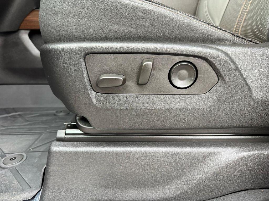 used 2022 Chevrolet Silverado 1500 car, priced at $44,987