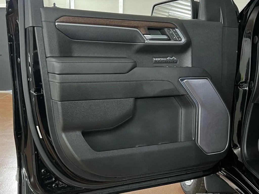 used 2022 Chevrolet Silverado 1500 car, priced at $43,987