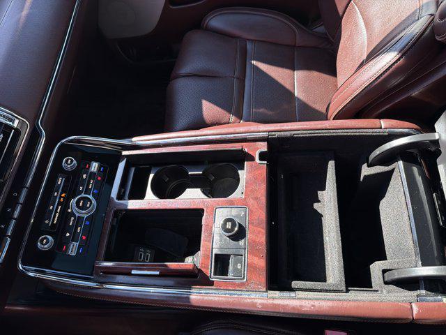 used 2019 Lincoln Navigator car, priced at $30,838