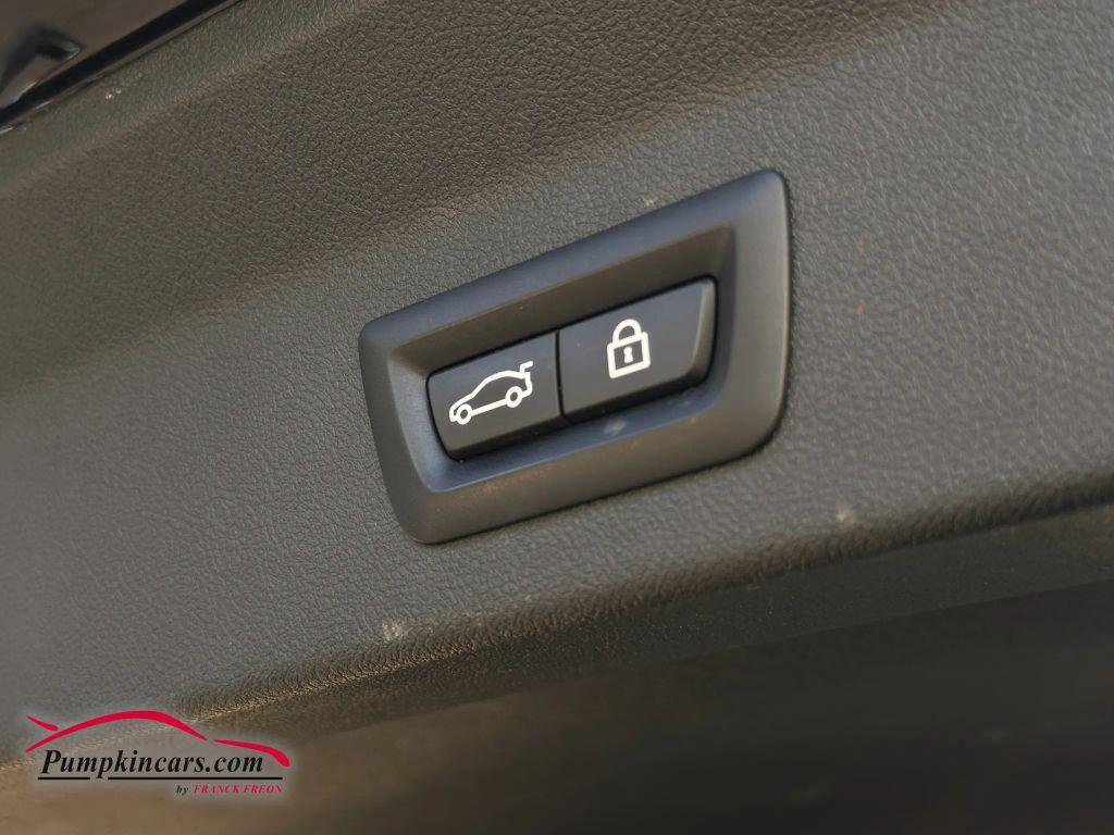 used 2023 BMW X3 car, priced at $34,995