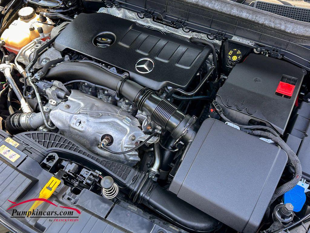 used 2022 Mercedes-Benz GLB 250 car, priced at $30,295