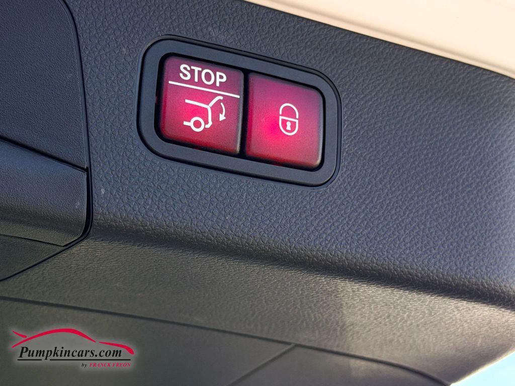 used 2020 Mercedes-Benz GLC 300 car, priced at $27,995