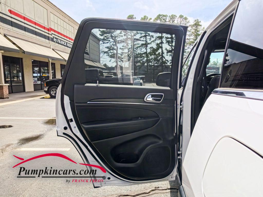 used 2018 Jeep Grand Cherokee car, priced at $17,995