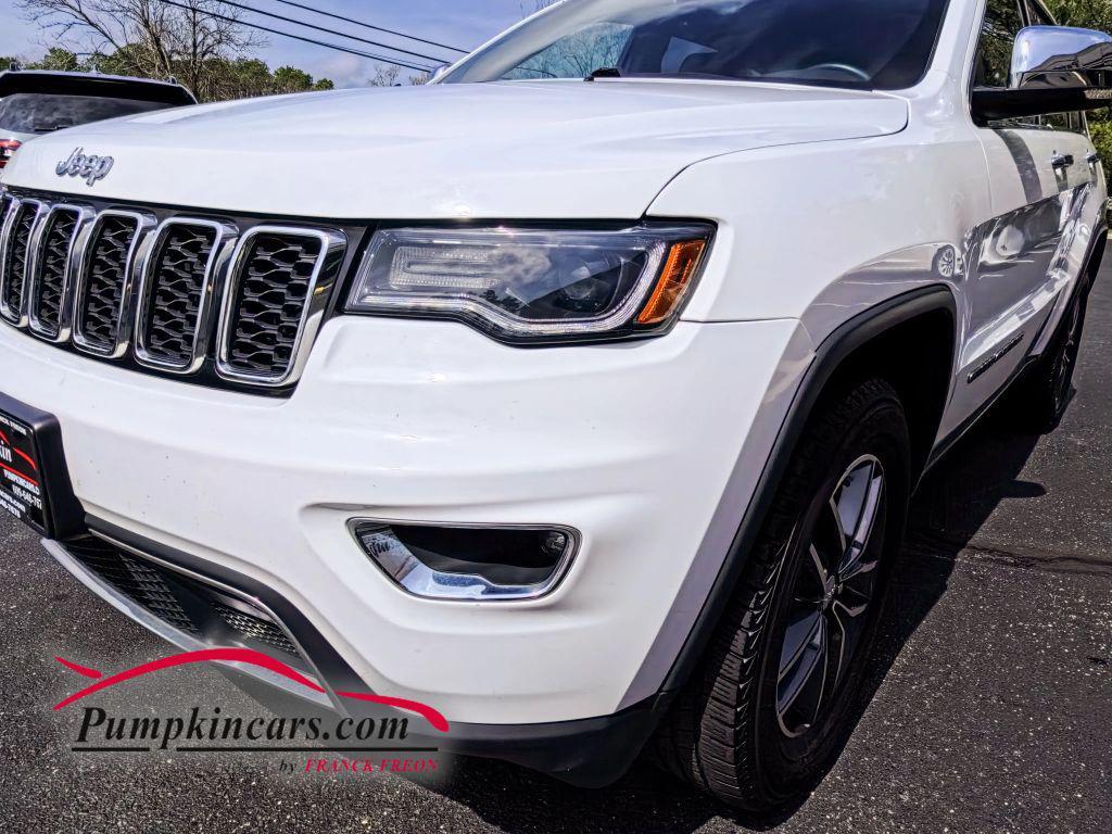 used 2018 Jeep Grand Cherokee car, priced at $17,995