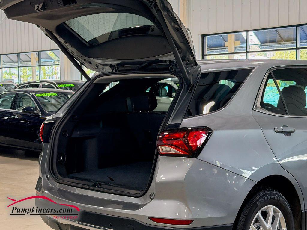 used 2024 Chevrolet Equinox car, priced at $22,995