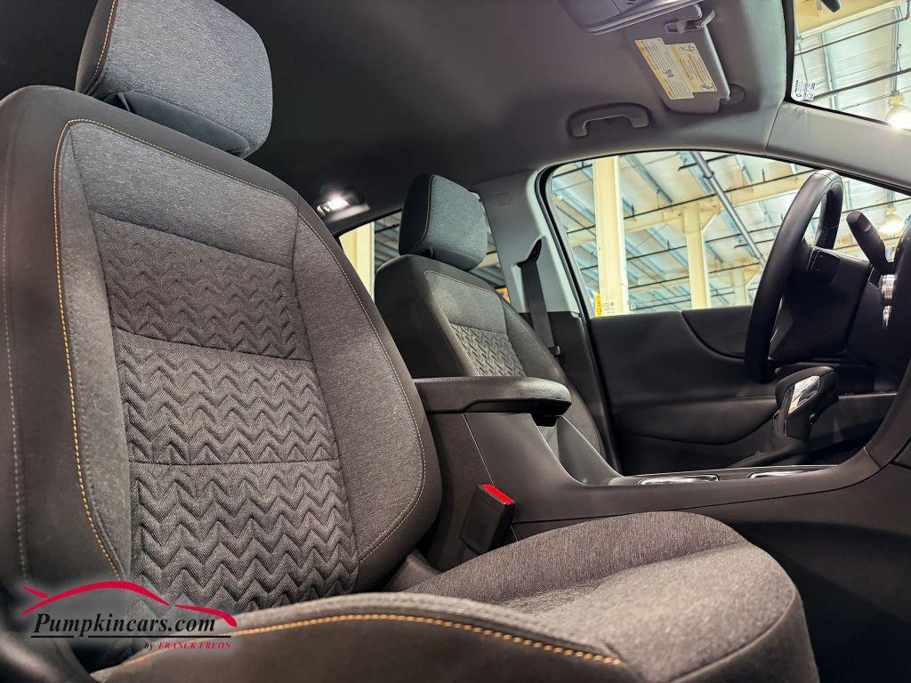 used 2024 Chevrolet Equinox car, priced at $22,995