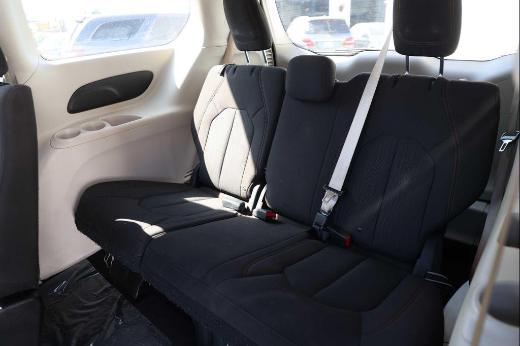 used 2017 Chrysler Pacifica car, priced at $11,495