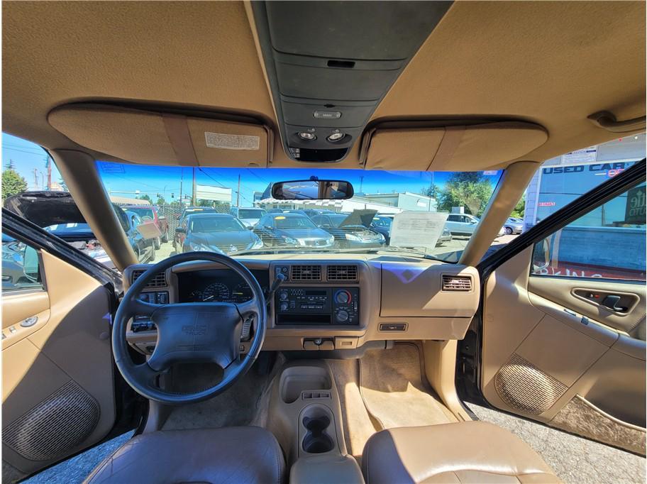 used 1995 GMC Jimmy car, priced at $2,675