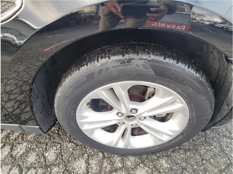 used 2016 Ford Taurus car, priced at $8,885