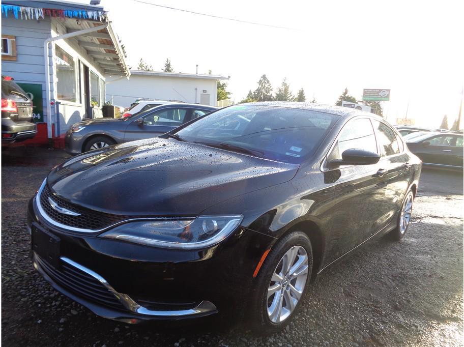 used 2015 Chrysler 200 car, priced at $5,975