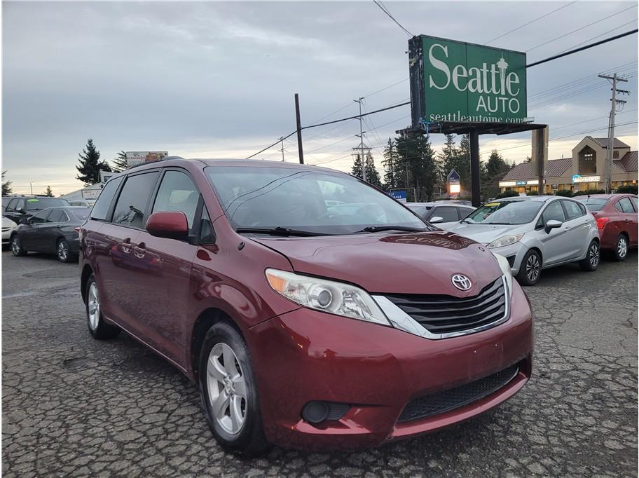 used 2014 Toyota Sienna car, priced at $10,485