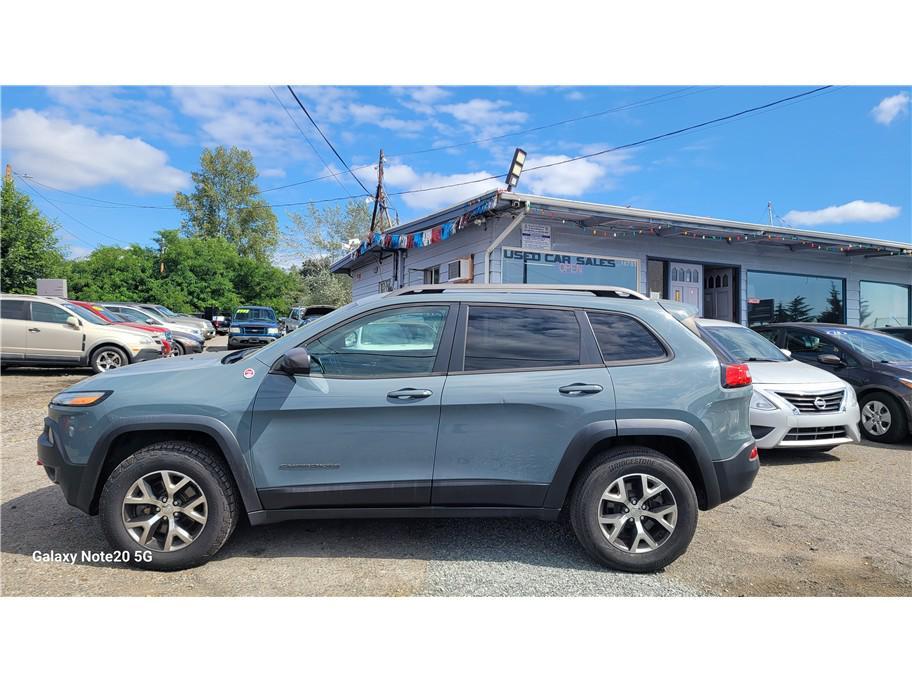 used 2014 Jeep Cherokee car, priced at $7,345