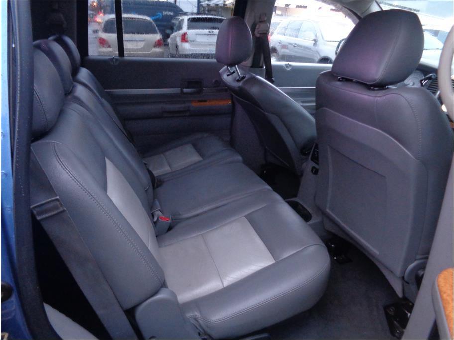 used 2007 Chrysler Aspen car, priced at $3,885