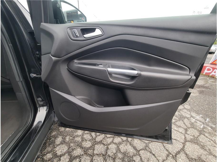 used 2015 Ford Escape car, priced at $4,485