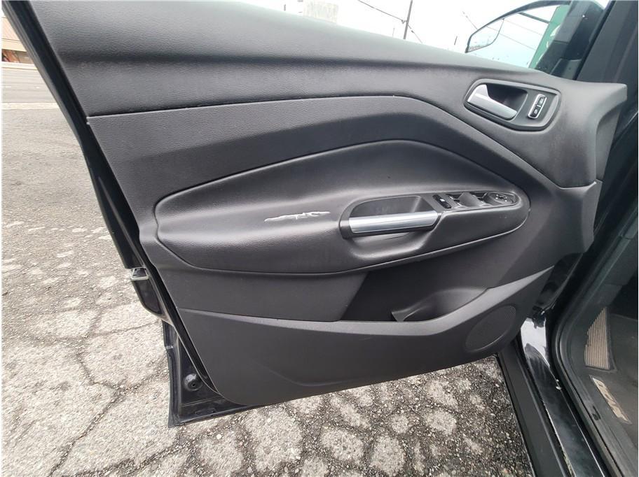 used 2015 Ford Escape car, priced at $4,485