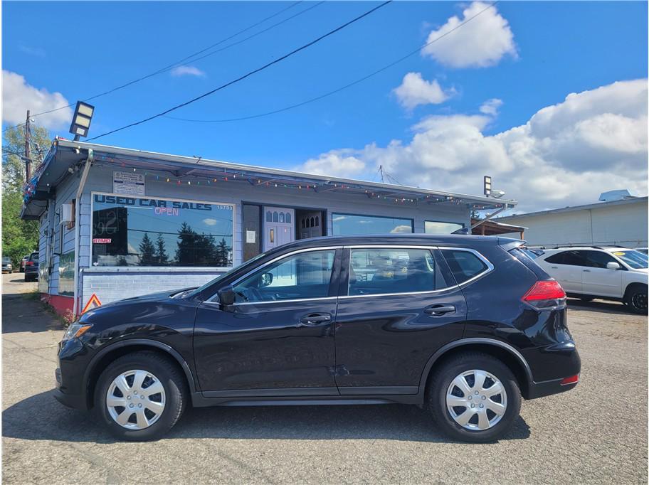 used 2017 Nissan Rogue car, priced at $7,325