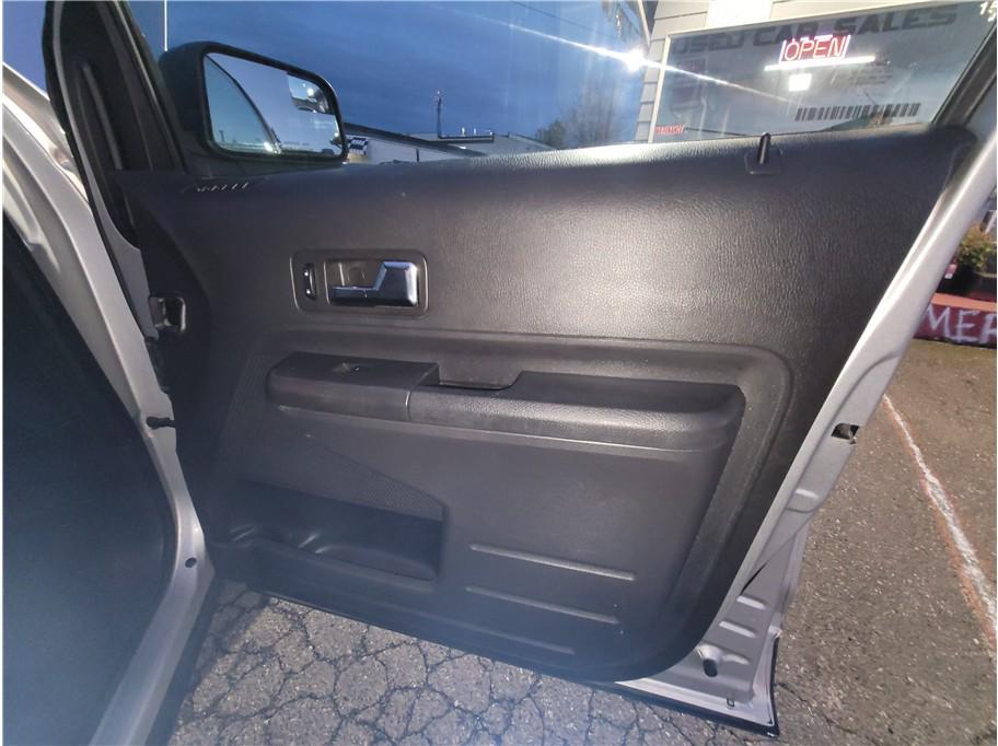 used 2010 Ford Edge car, priced at $3,875