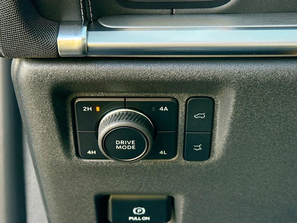 new 2025 Ford Expedition car, priced at $76,091