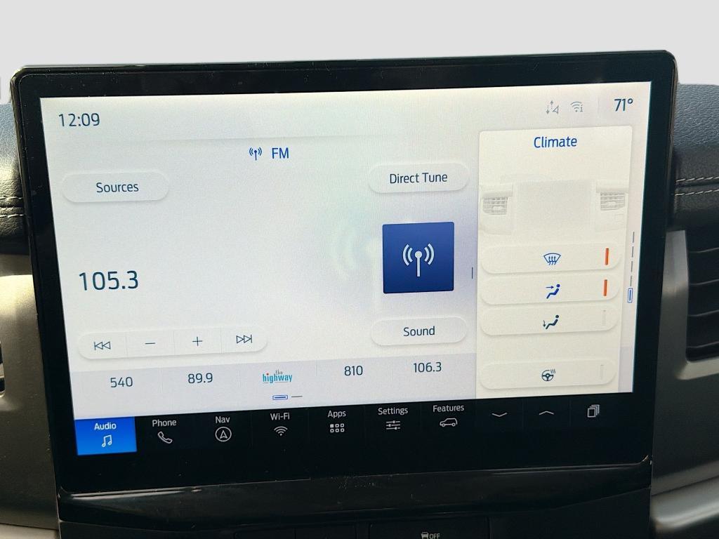 used 2024 Ford Expedition car, priced at $43,545