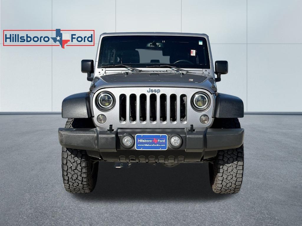 used 2015 Jeep Wrangler Unlimited car, priced at $15,355