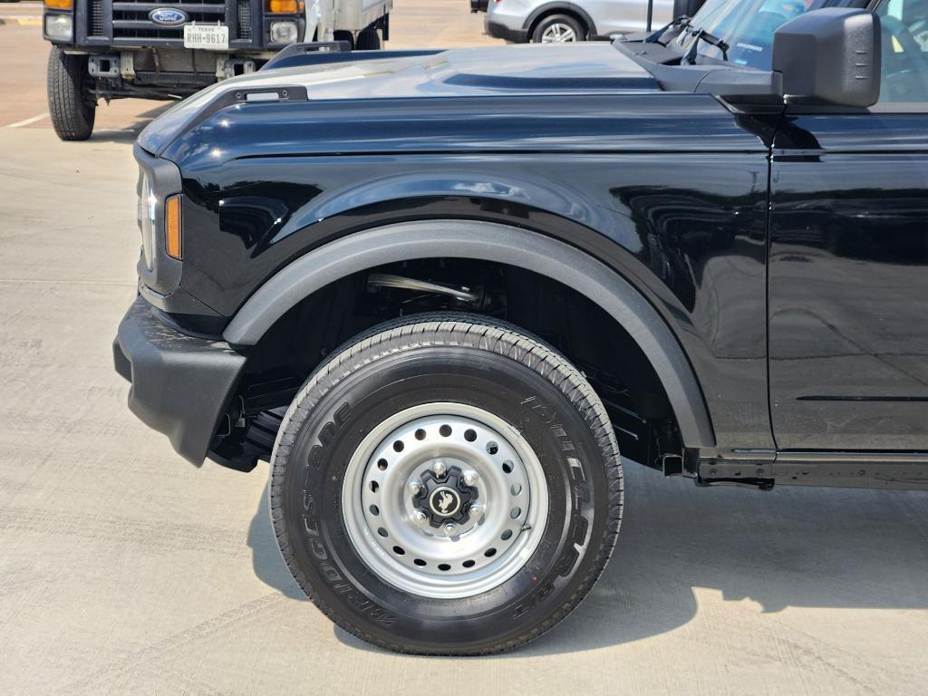 new 2025 Ford Bronco car, priced at $36,960