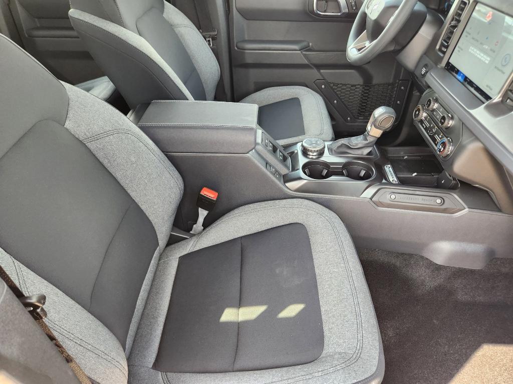 new 2025 Ford Bronco car, priced at $36,960