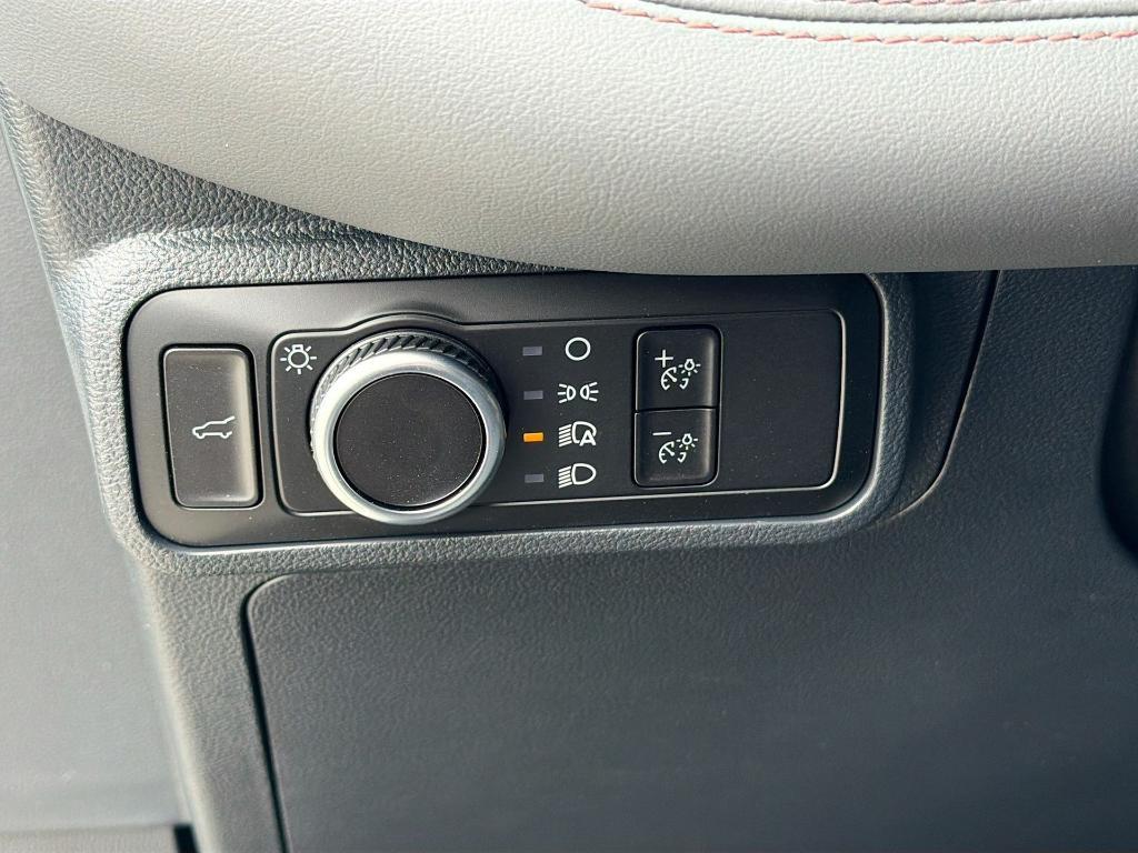 new 2026 Ford Explorer car, priced at $39,469
