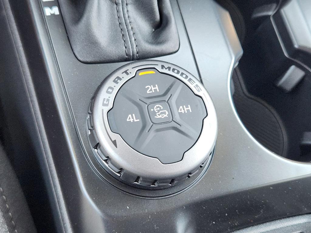 new 2025 Ford Bronco car, priced at $36,960