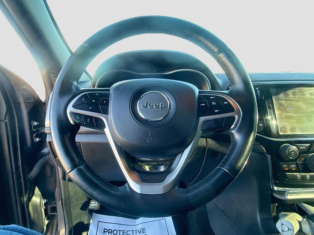 used 2019 Jeep Grand Cherokee car, priced at $11,604