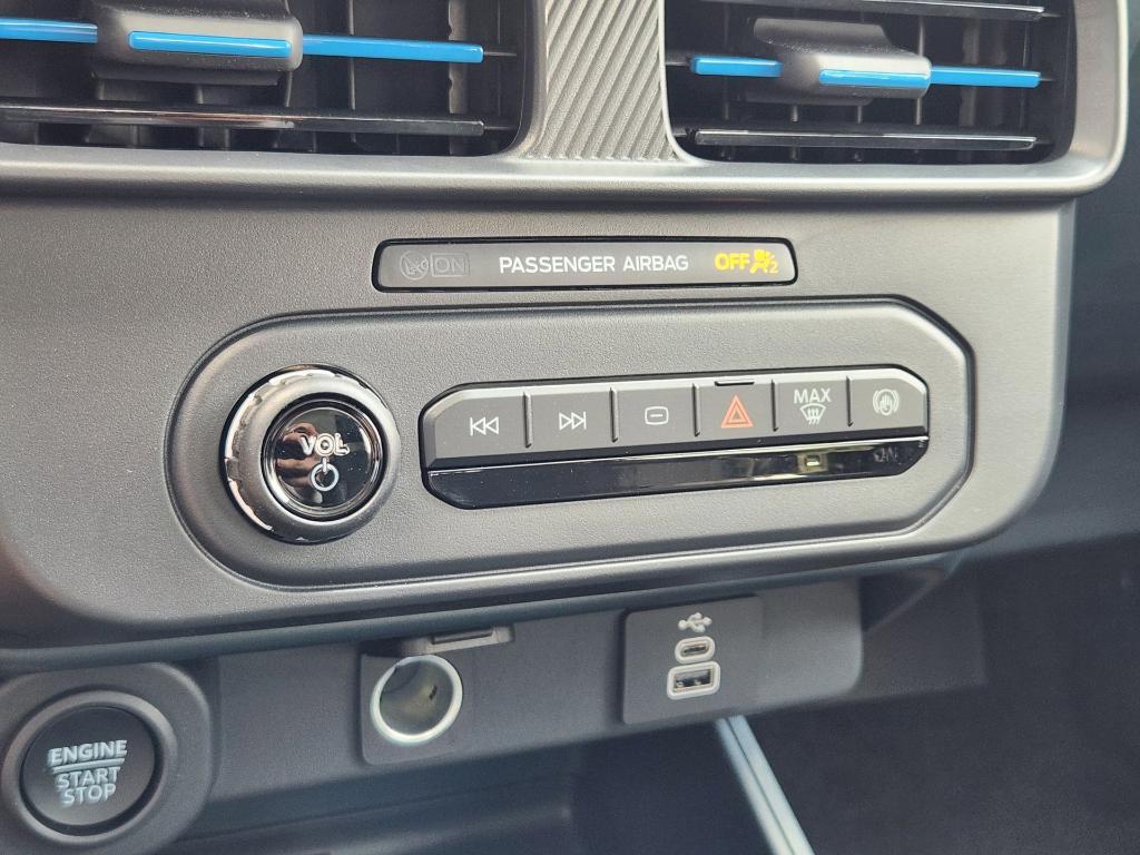 new 2025 Ford Maverick car, priced at $31,864