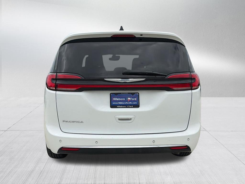 used 2023 Chrysler Pacifica car, priced at $22,514