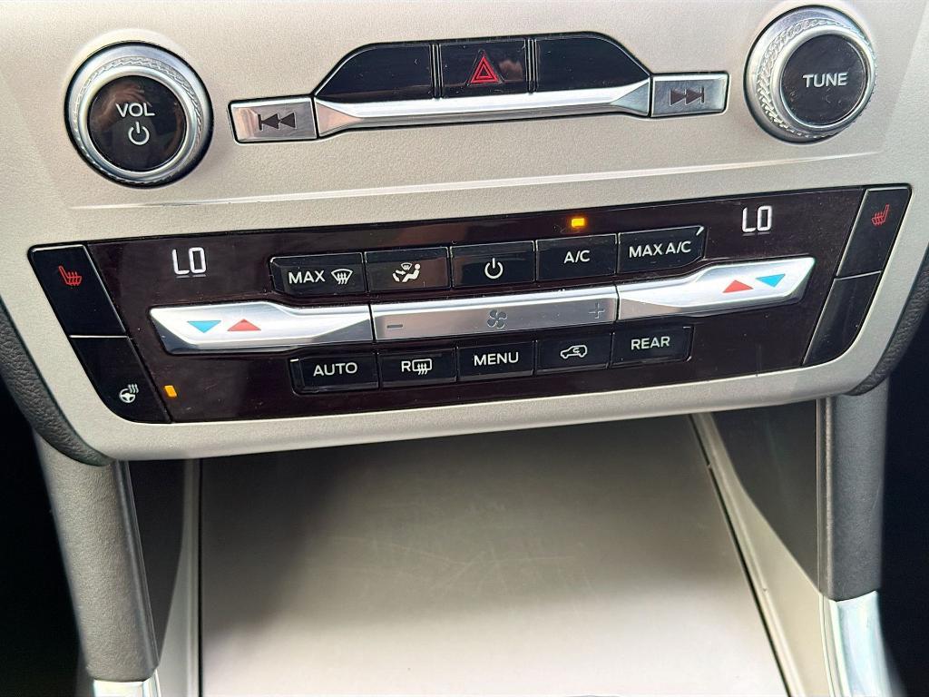 used 2021 Ford Explorer car, priced at $21,313