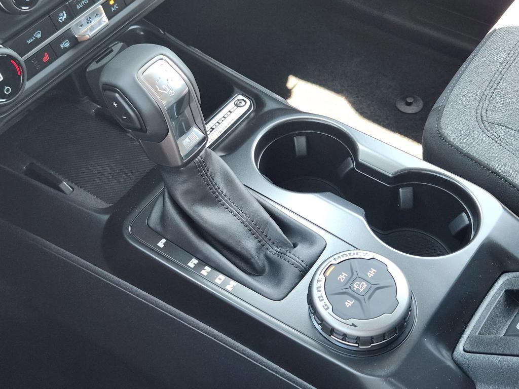 new 2025 Ford Bronco car, priced at $38,172