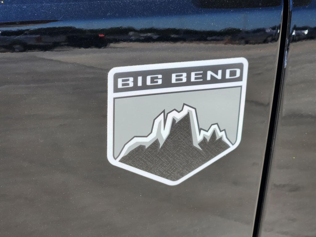 new 2025 Ford Bronco car, priced at $38,172