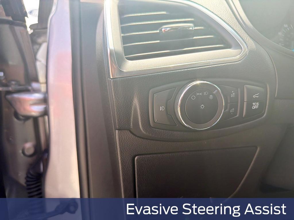 used 2024 Ford Edge car, priced at $30,894