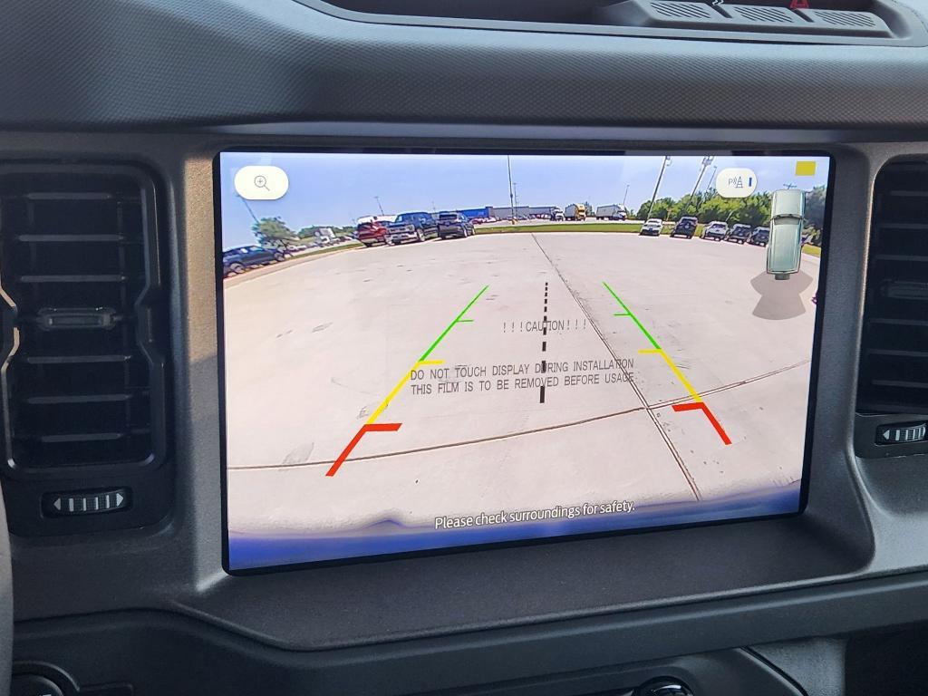 new 2025 Ford Bronco car, priced at $40,077