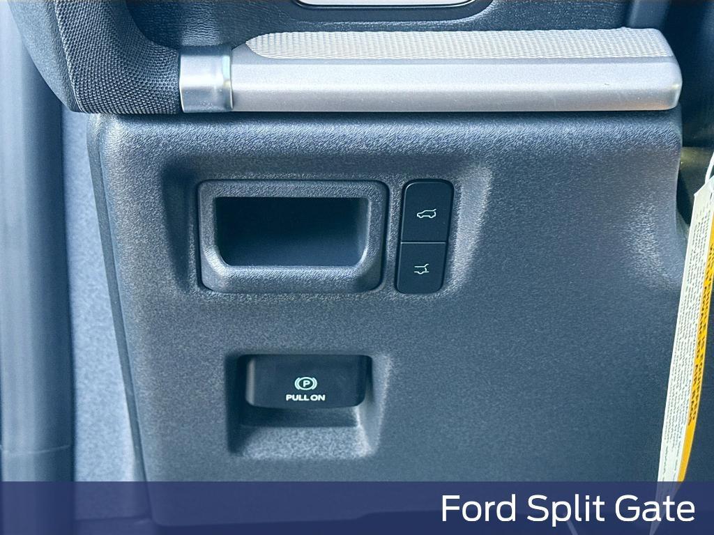 new 2025 Ford Expedition car, priced at $63,361