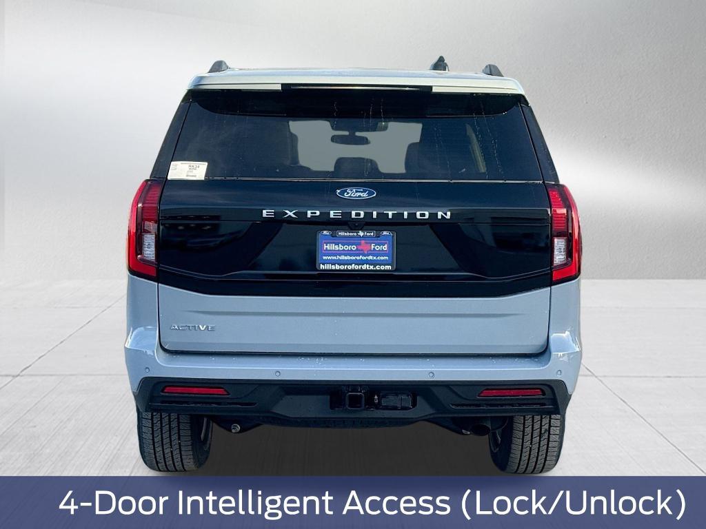new 2025 Ford Expedition car, priced at $63,361