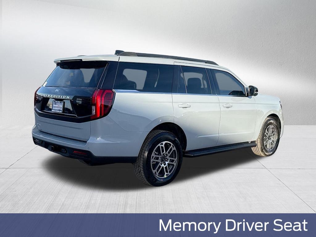 new 2025 Ford Expedition car, priced at $63,361