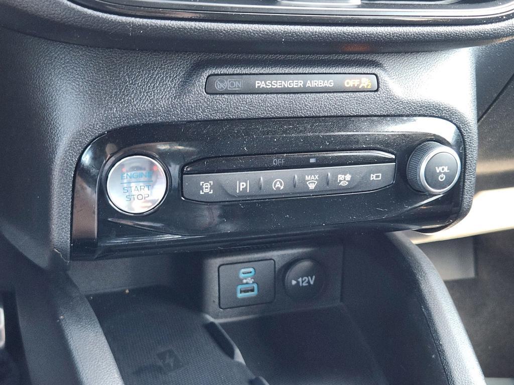 used 2023 Ford Escape car, priced at $25,384